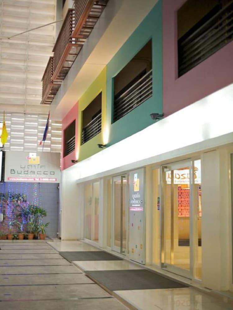 Hotel Budacco The Living Place Banguecoque