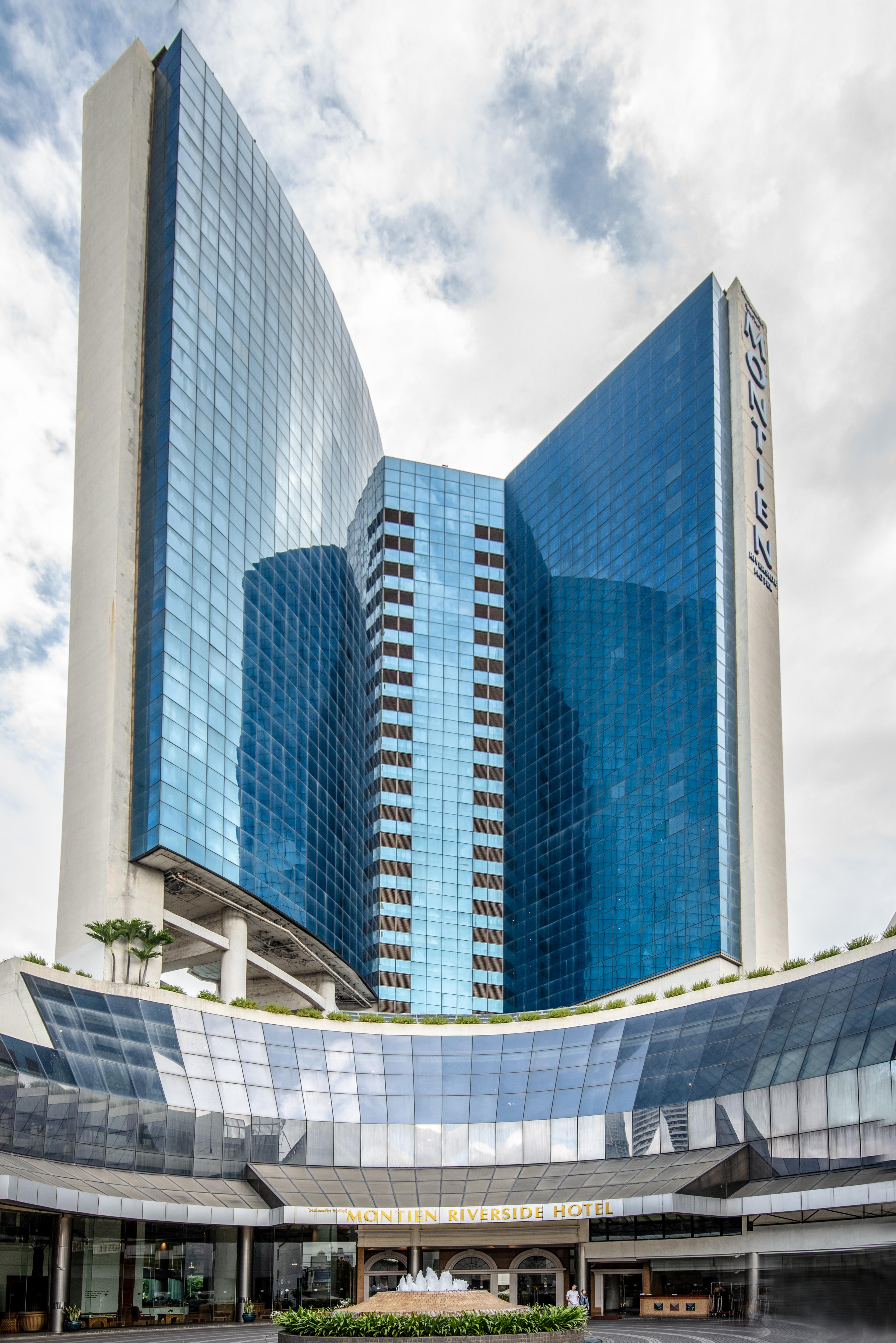 Khách sạn Montien Riverside Bangkok