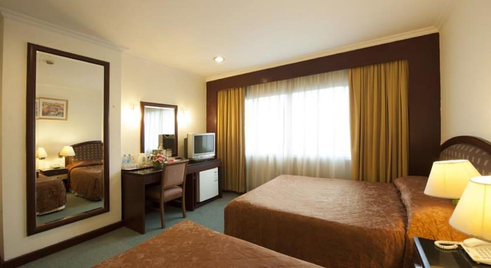 Grace Hotel 3*