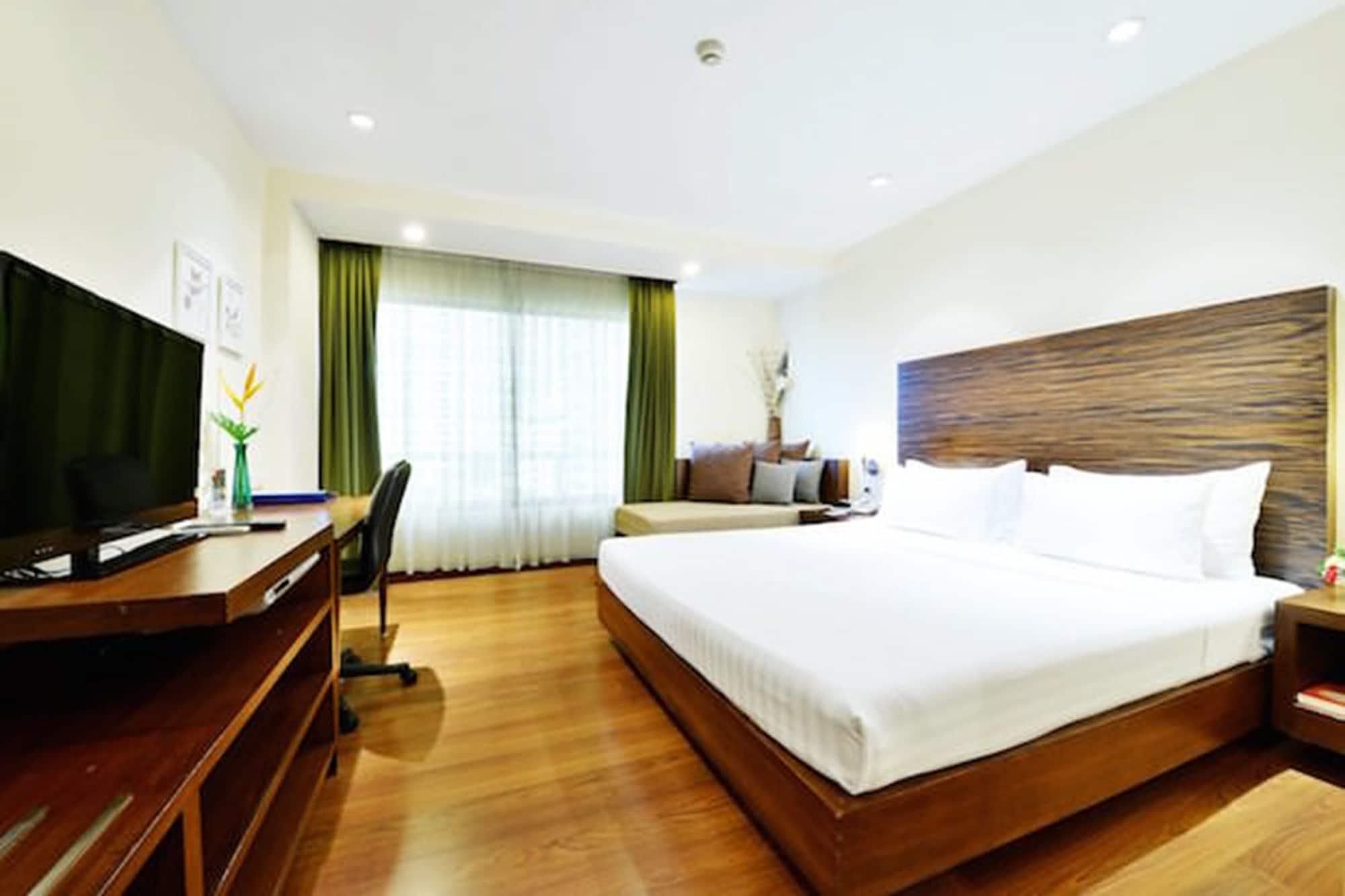 St. Hotel 3*