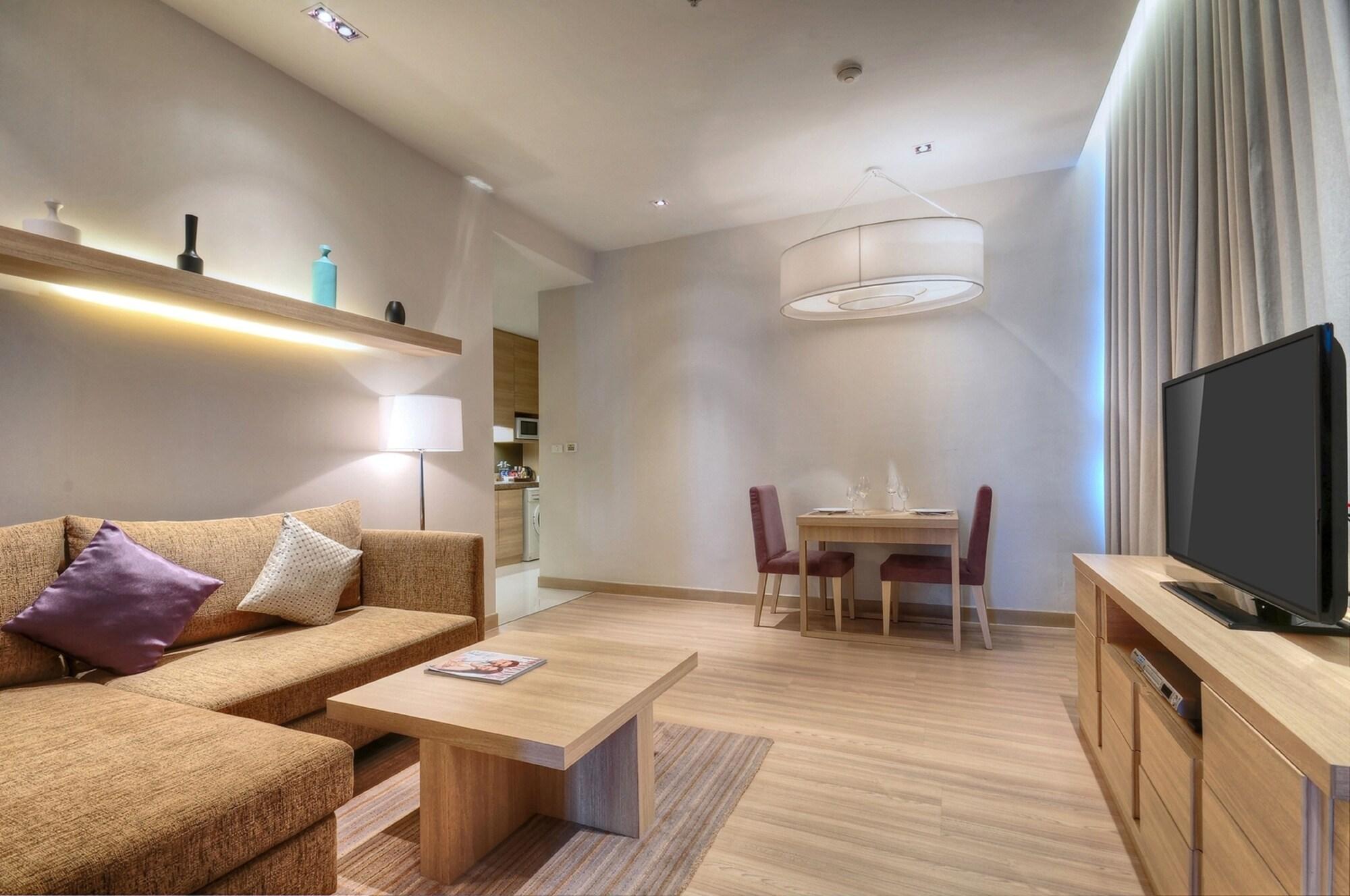 Valia Khách sạn 5*