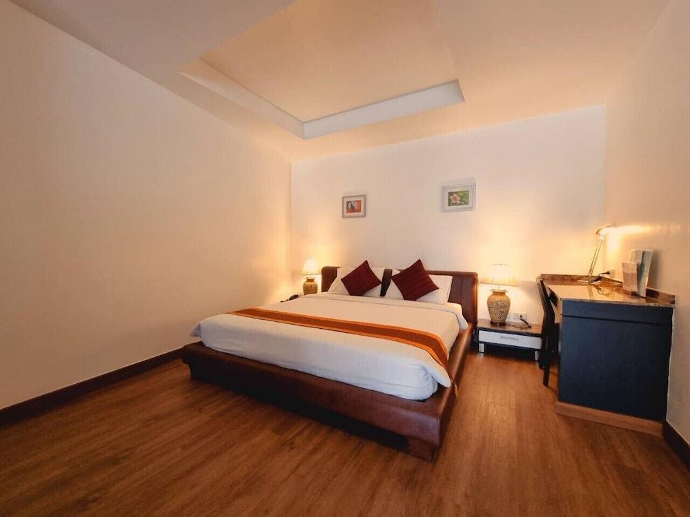 The Bedrooms Boutique Bangkok