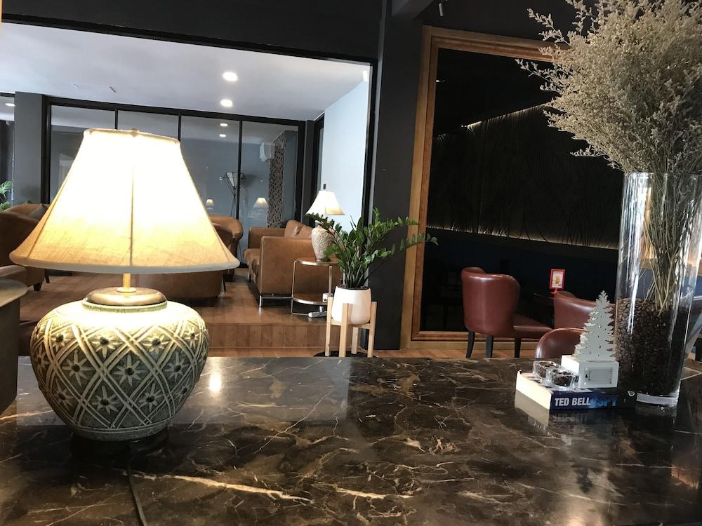 Hotel The Bedrooms Boutique