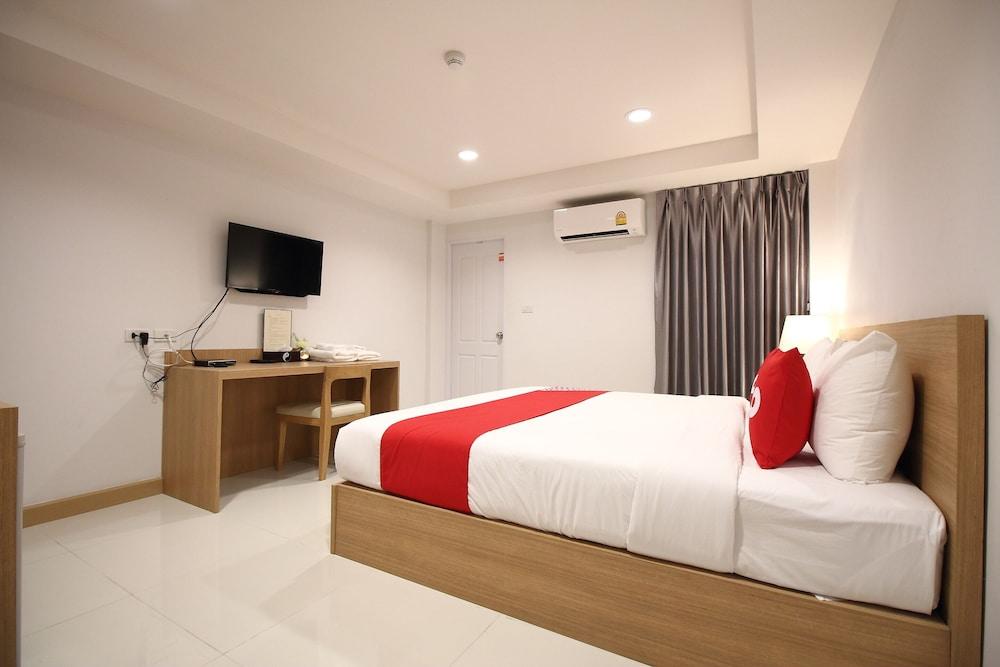Super Oyo 484 Pannee Khaosan Sha Khách sạn