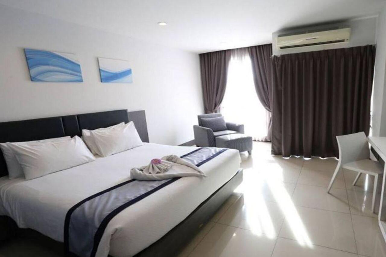 Hotel Crystal Suvarnbhumi Airport 4*