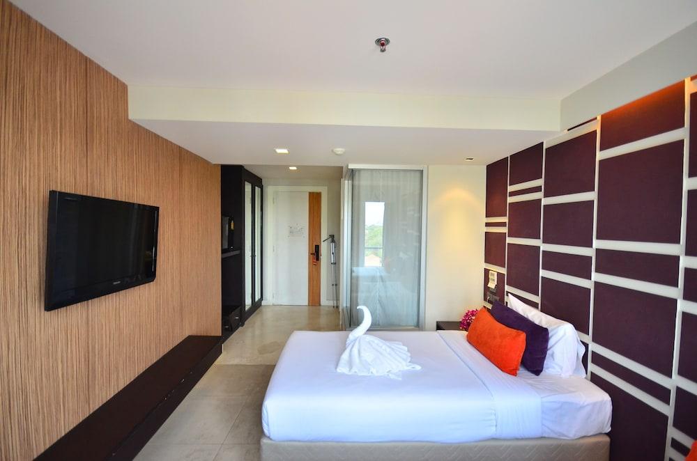 H-residence Hotel 3*