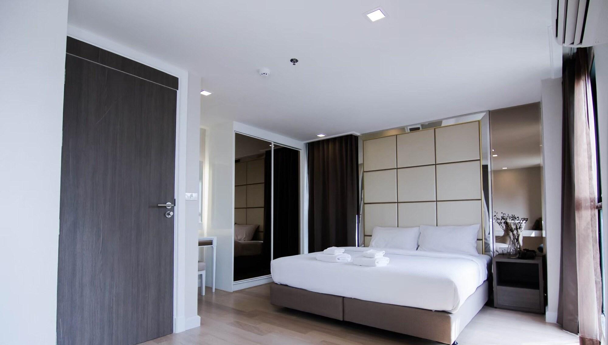 Hope Land Sukhumvit 8 Hotel
