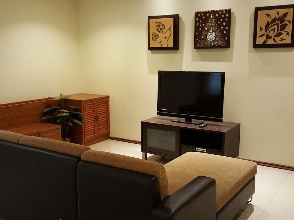 W 21 Khách sạn