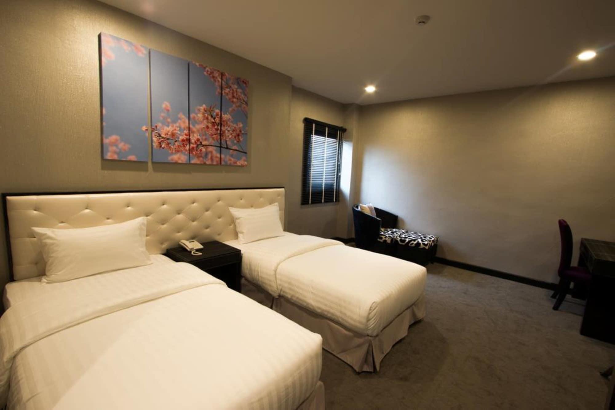 Sakura Sky Hotel Bangkok