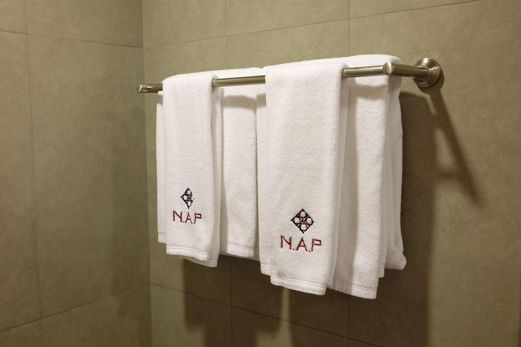 Nap Khách sạn