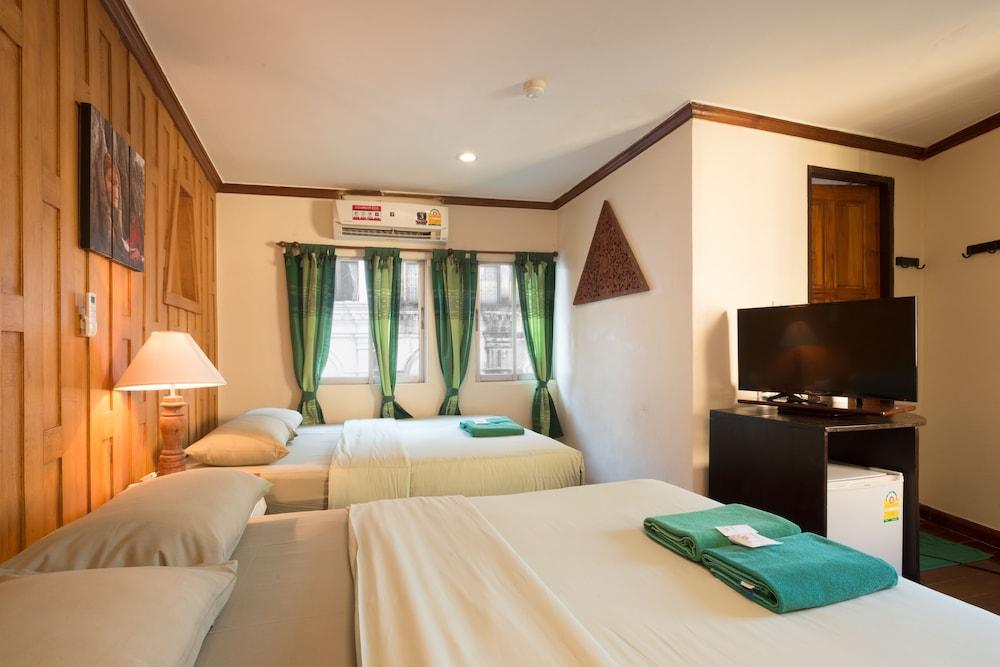 New Road Hostel Bangkok