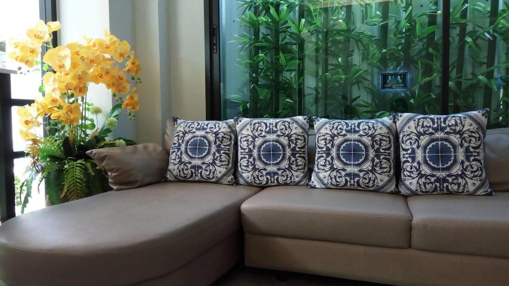 Mont Place Donmuang 3*