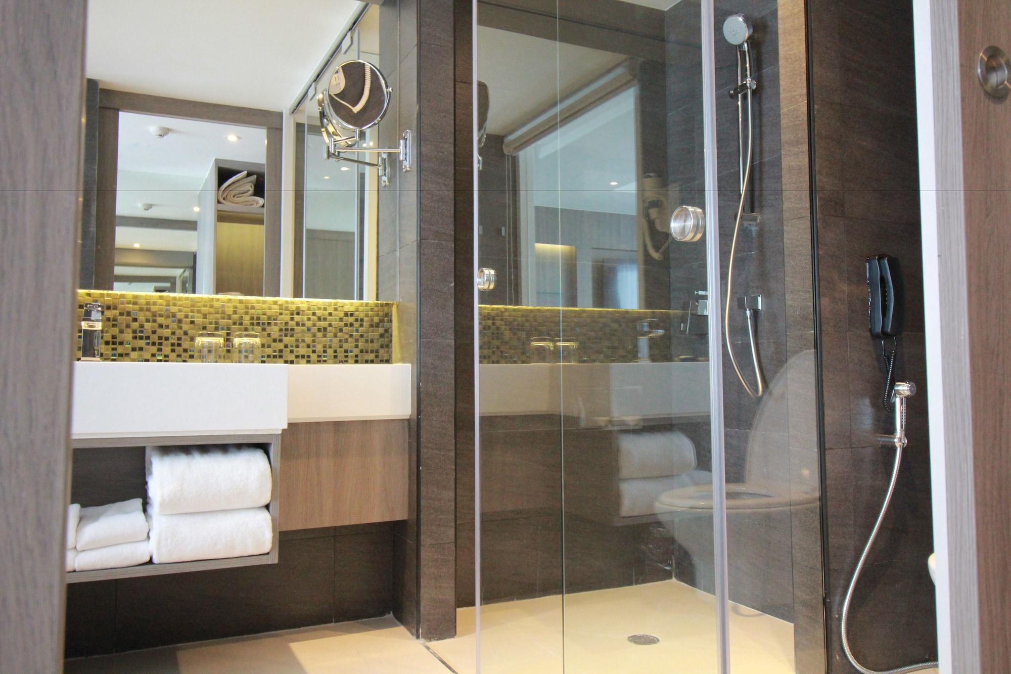 Grand 5 & Plaza Sukhumvit