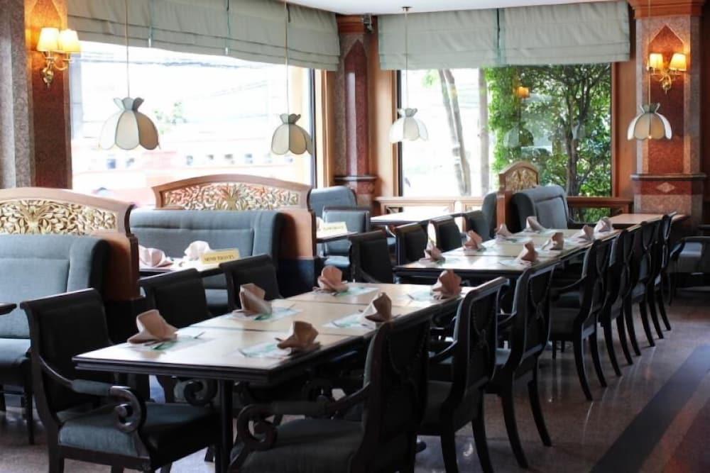 Hotel S.d. Avenue 4*