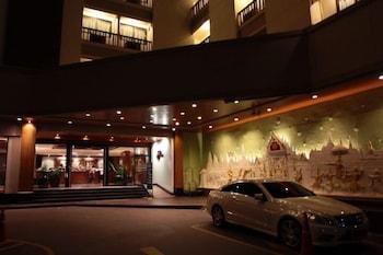 S.d. Avenue 4*