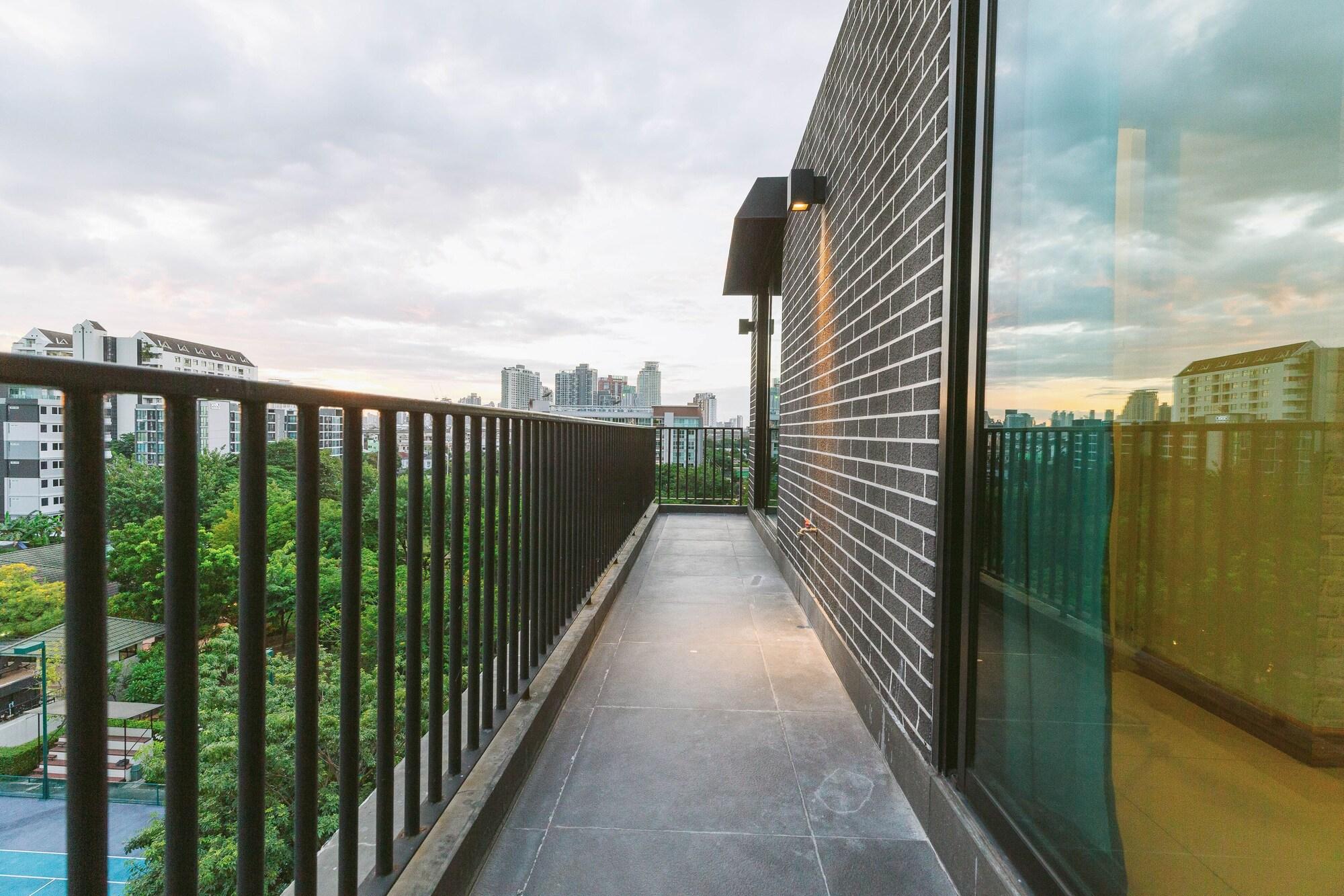 Kokotel Sukhumvit 50 Khách sạn Bangkok