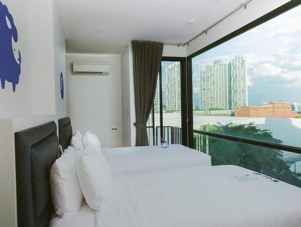 Kokotel Sukhumvit 50 Khách sạn 3*