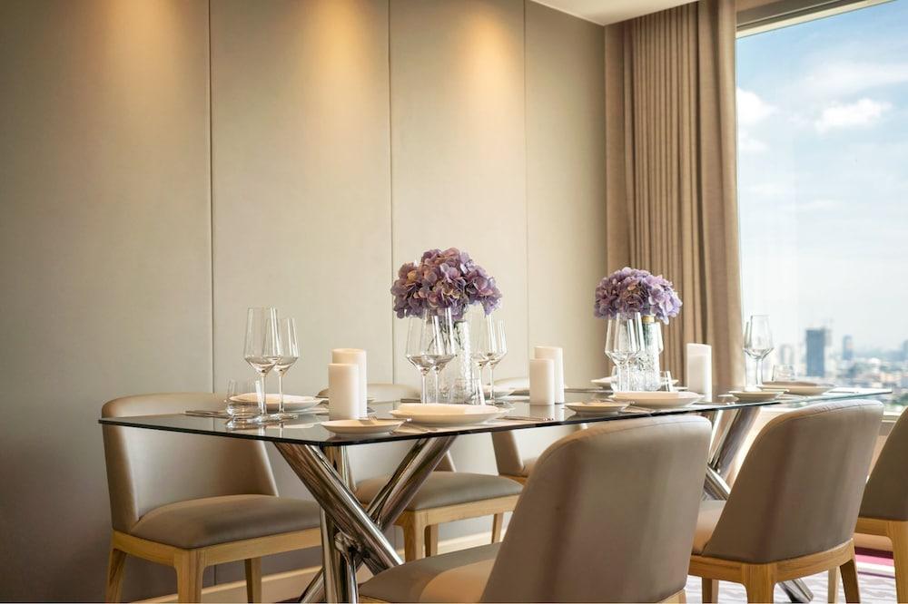 Avani Riverside Bangkok