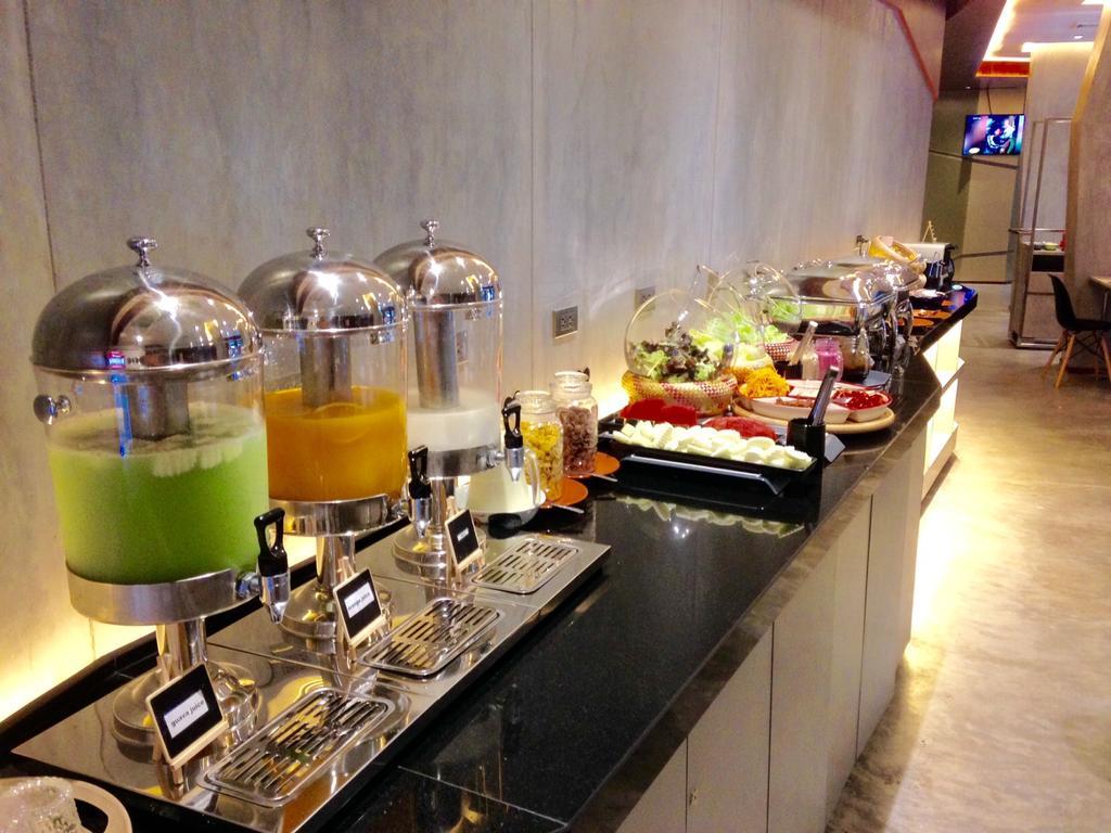 Vela Be Ratchathewi Hotel