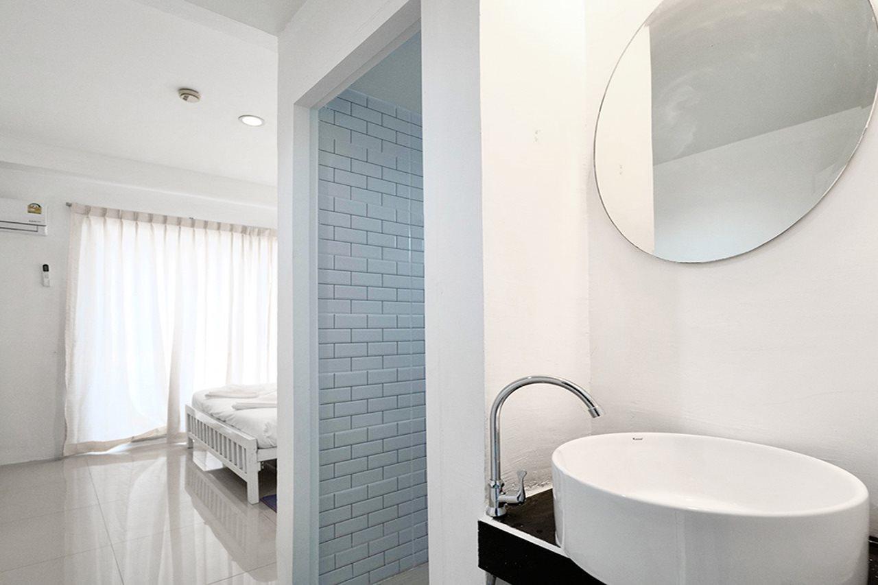 Roomquest Sukhumvit 50 Bangkok