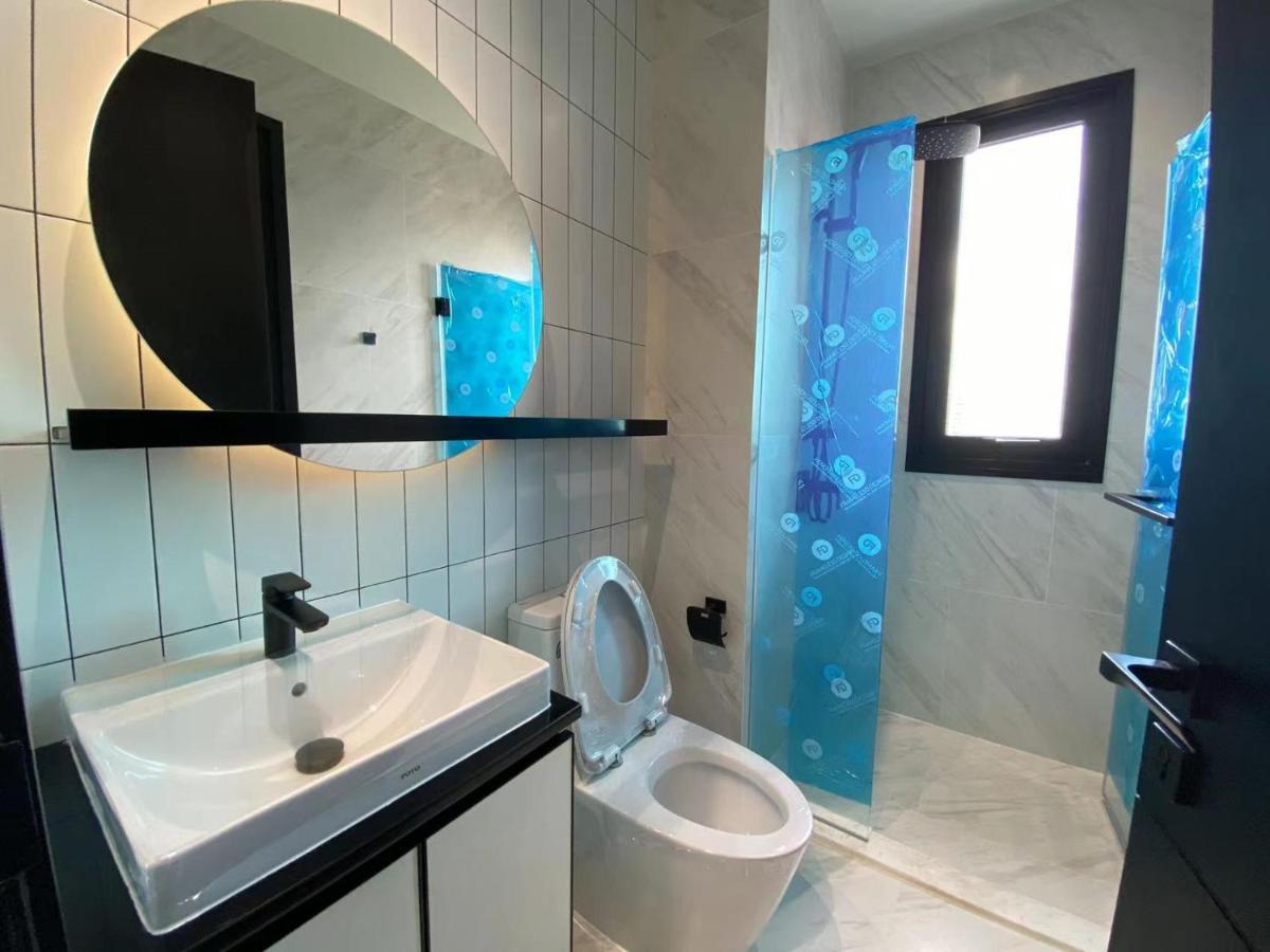 Chapter Charoennakhon Riverside Apartment *