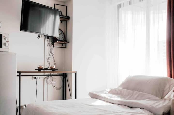 Cozy 1br Walk To Bts And Airport Rail Link Close To Malls T Bangkok
