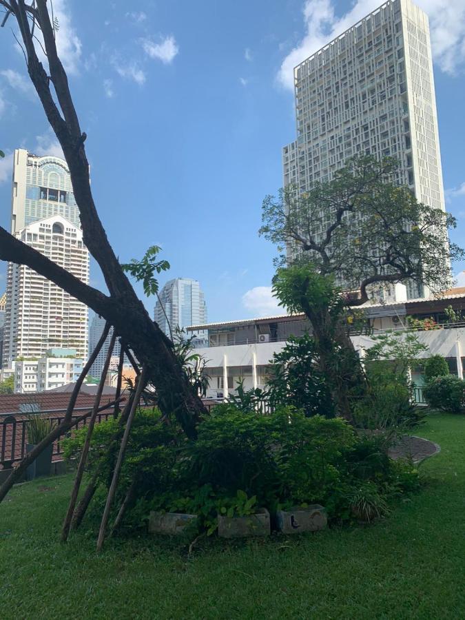 Supalai Oriental Place