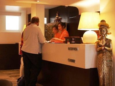 Hotel Reno Bangkok