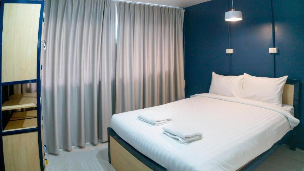 Asrama Local Time Hostel&cafe