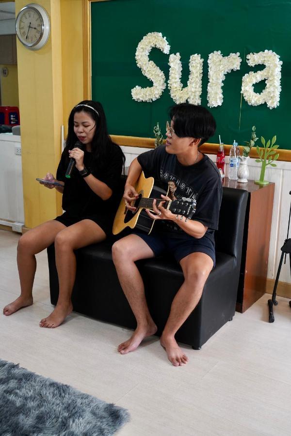 Sura Near Mrt Phra Ram 9 Asrama Bangkok