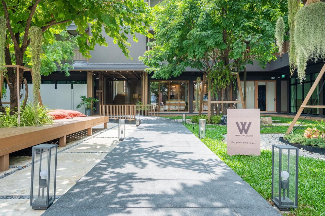 Wizpark Ratchada Hotel
