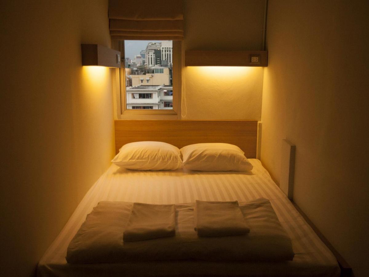 Hostal Micro Bangkok