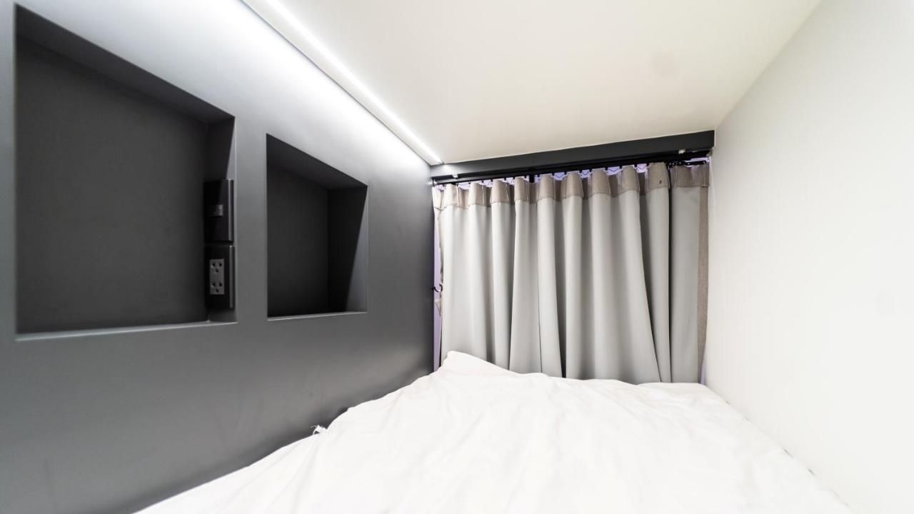 Nhà trọ Pier 808 Bangkok