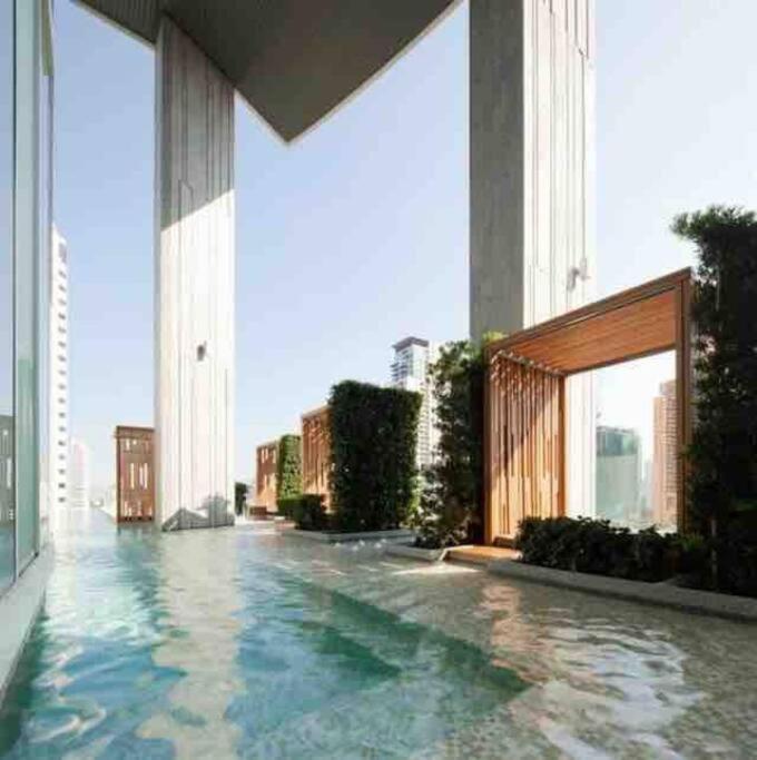 2bedroom-bestlocationbangkok-emquartier-metro-phromphong Apartment *