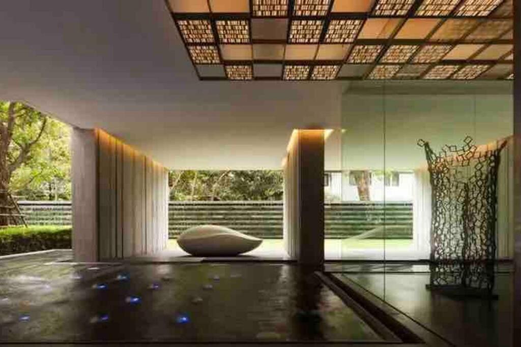 2bedroom-bestlocationbangkok-emquartier-metro-phromphong Apartment Bangkok