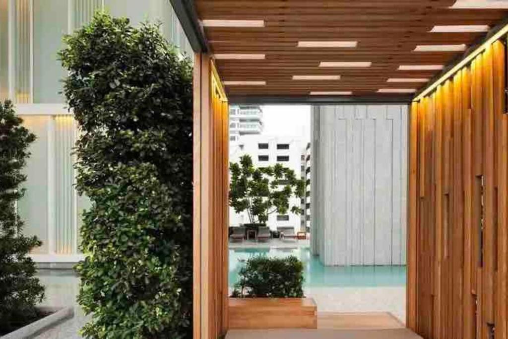 2bedroom-bestlocationbangkok-emquartier-metro-phromphong * Bangkok