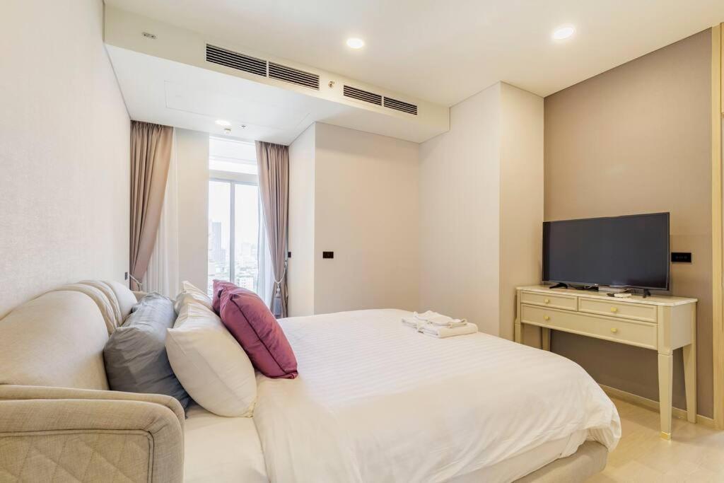 Appartement 2 Bedrooms, 300 Metres Bts Ekkamai,sukhumvit Bangkok