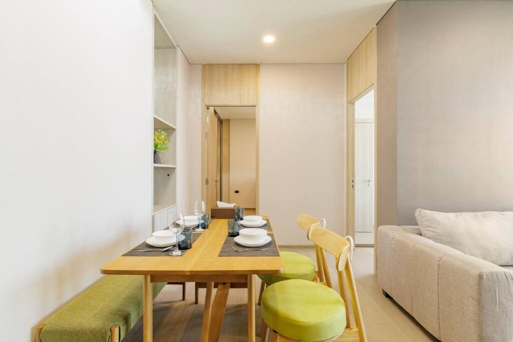 2 Bedrooms, 300 Metres Bts Ekkamai,sukhumvit Appartement Bangkok