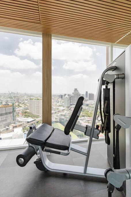 2 Bedrooms, 300 Metres Bts Ekkamai,sukhumvit Appartement