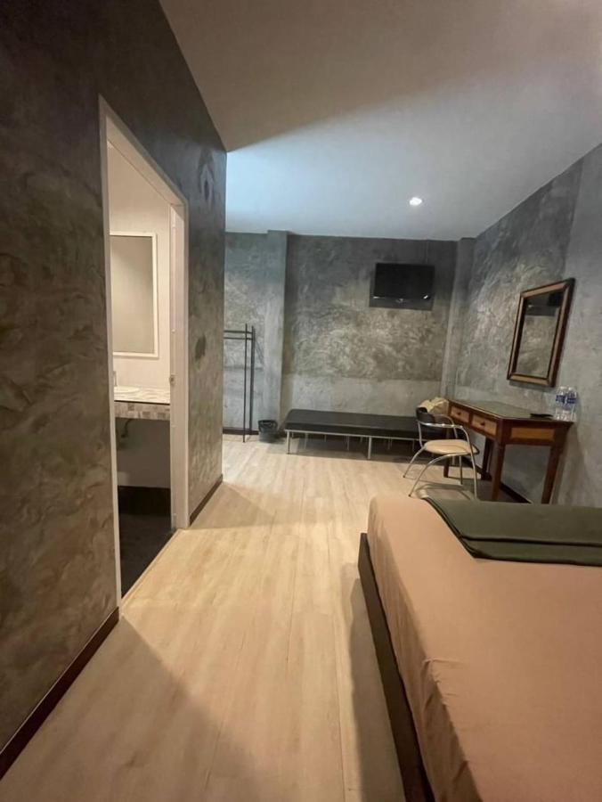 Vandrerhjem Atroomhostel *