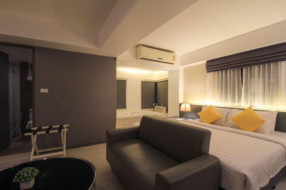 Myhotel Cmyk@ratchada Banguecoque