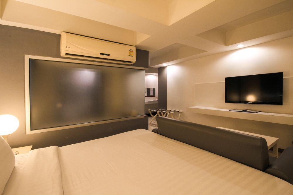 Myhotel Cmyk@ratchada Banguecoque