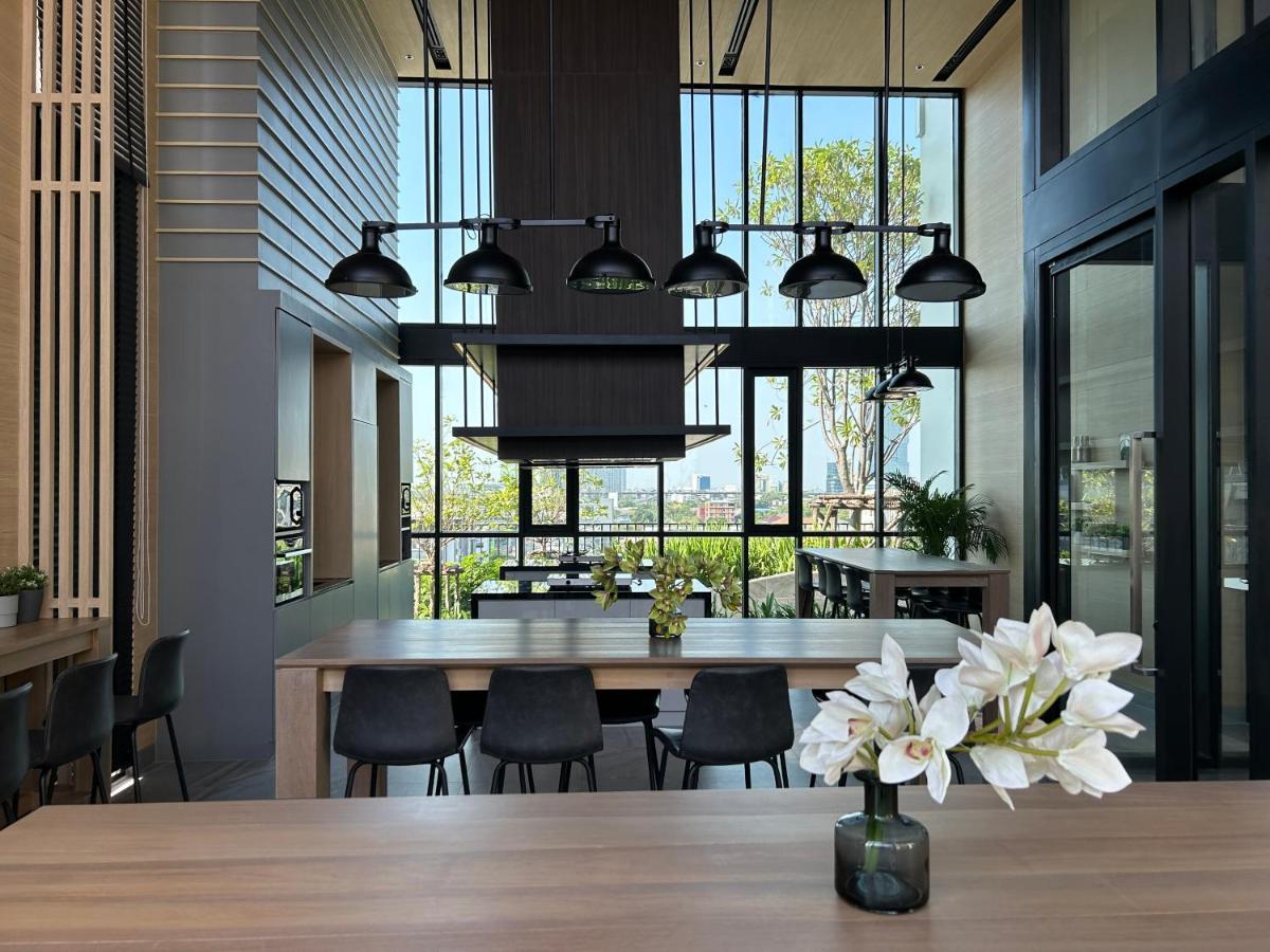 Appartamento Nue Noble Srinakarin Bangkok