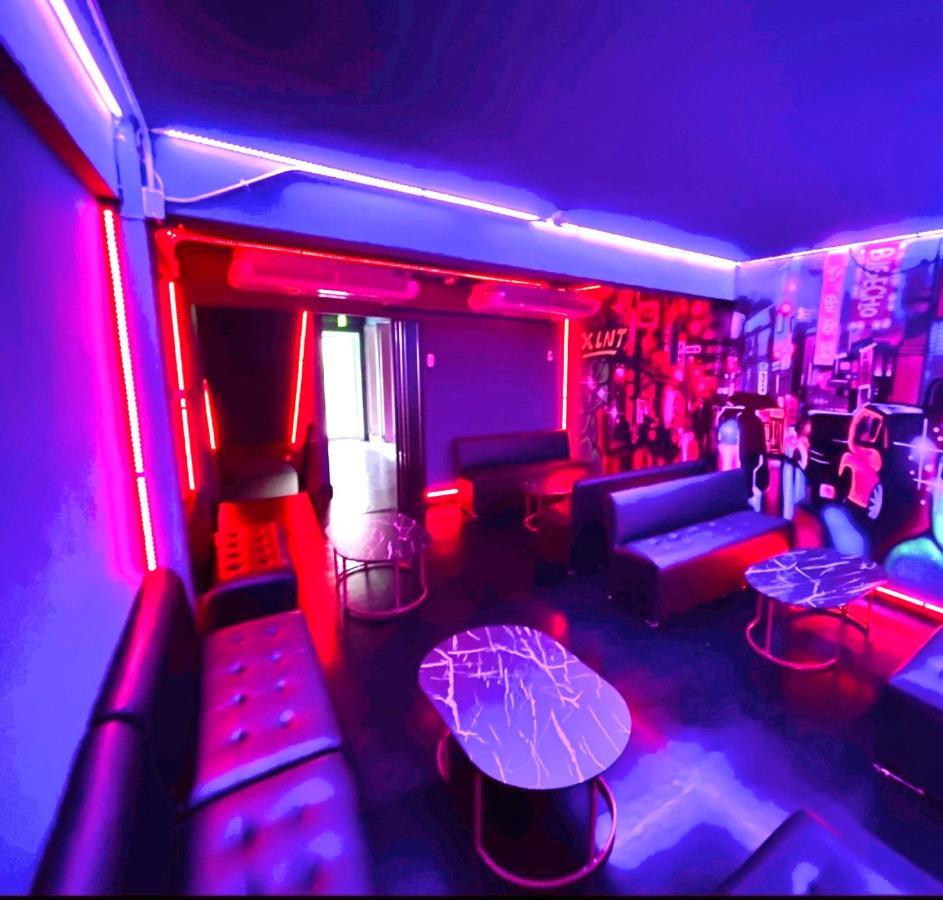 Xlnt Sukhumvit 8 Albergue *
