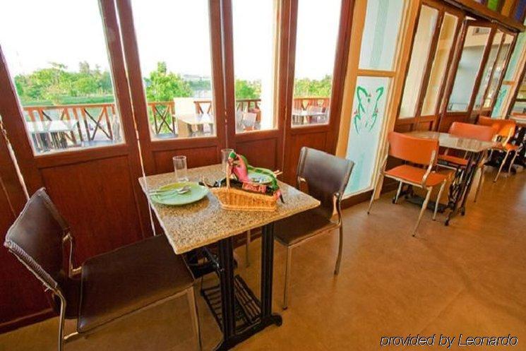 Suphan Hometel Hotel