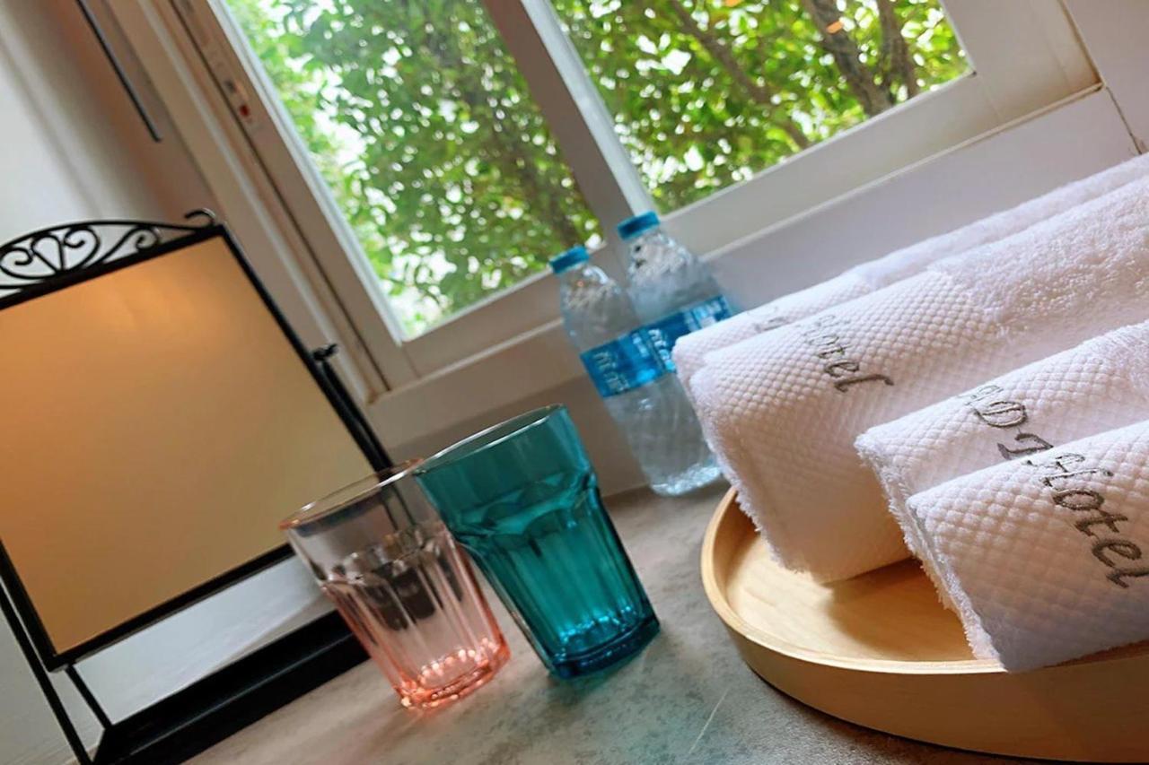 R 17 Living Hotel