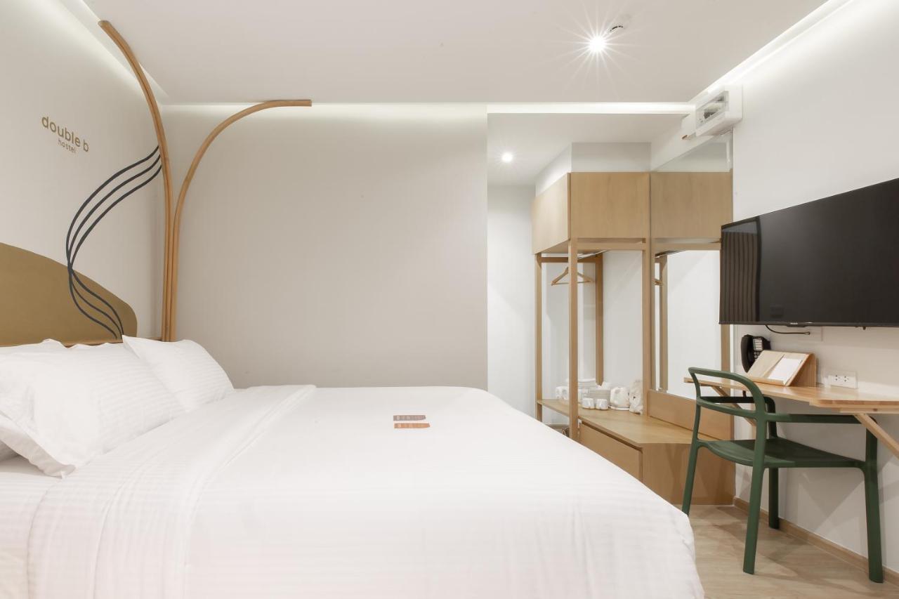 Double B Hostal