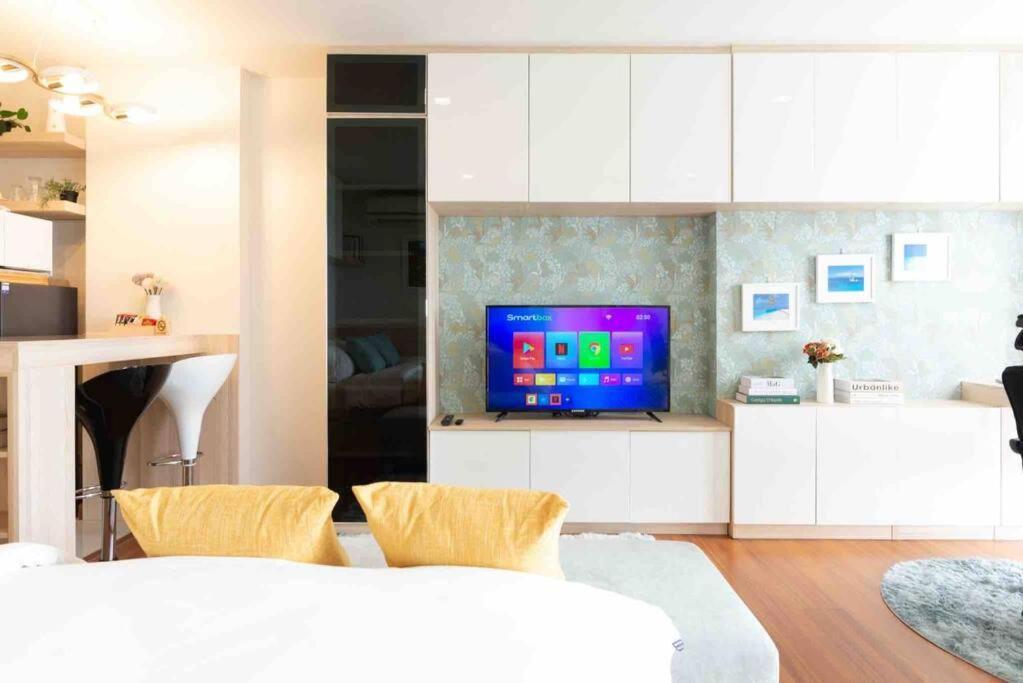 Comfy Close To Bkk Airport, Workspace, Food Marts, Quiet Place To * Bangkok