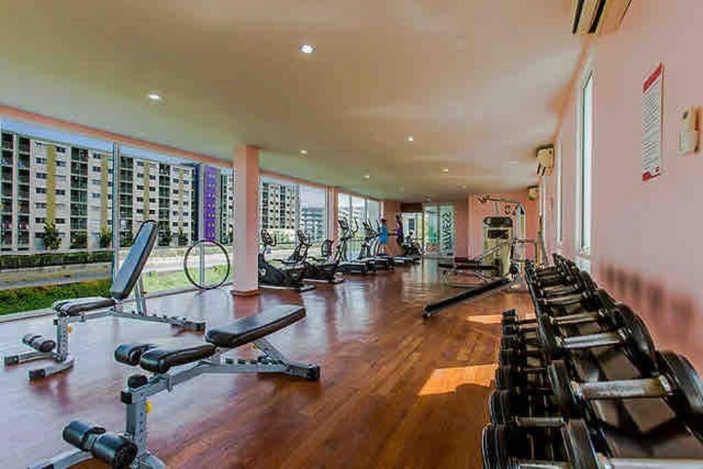 Comfy Close To Bkk Airport, Workspace, Food Marts, Quiet Place To * Bangkok