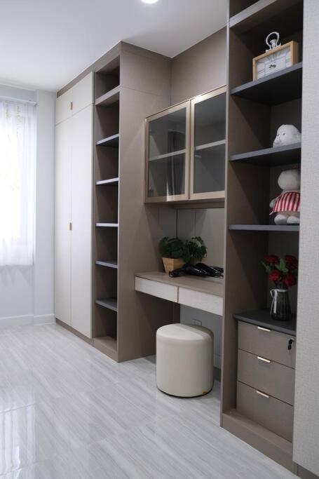 Villa Cheri's Homestay: Townhouse Near Thong Lo Bts